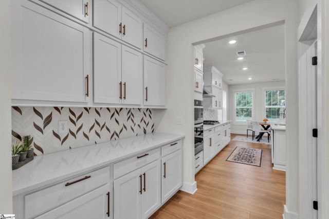 3467 Six Mile Highway, Central, SC 29630