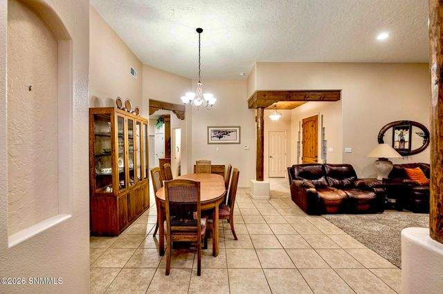 3548 Cave Creek Manor, Las Cruces, NM 88011