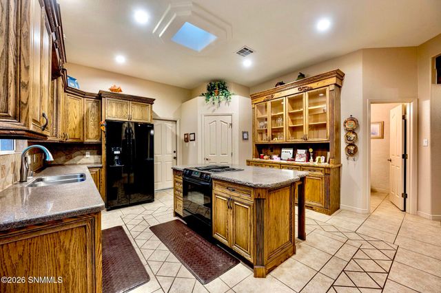 3548 Cave Creek Manor, Las Cruces, NM 88011