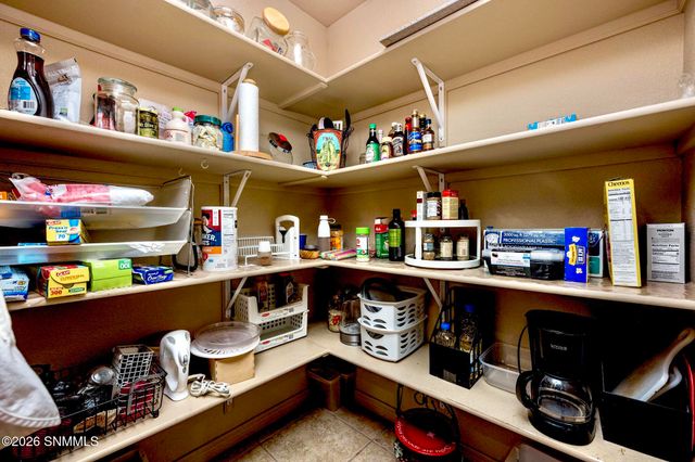 3548 Cave Creek Manor, Las Cruces, NM 88011