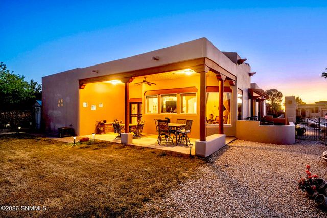 3548 Cave Creek Manor, Las Cruces, NM 88011