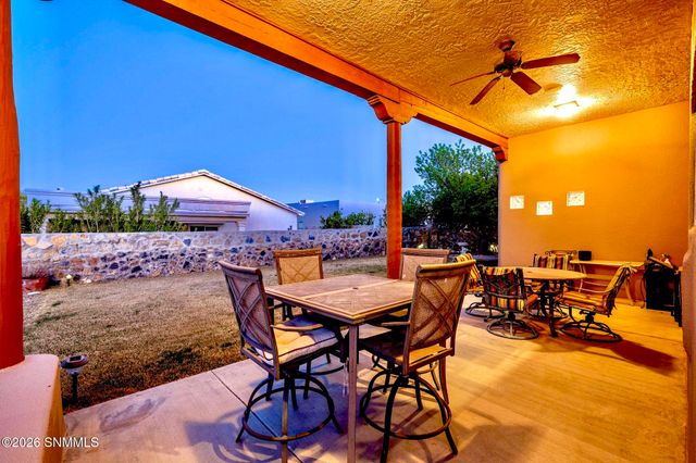 3548 Cave Creek Manor, Las Cruces, NM 88011