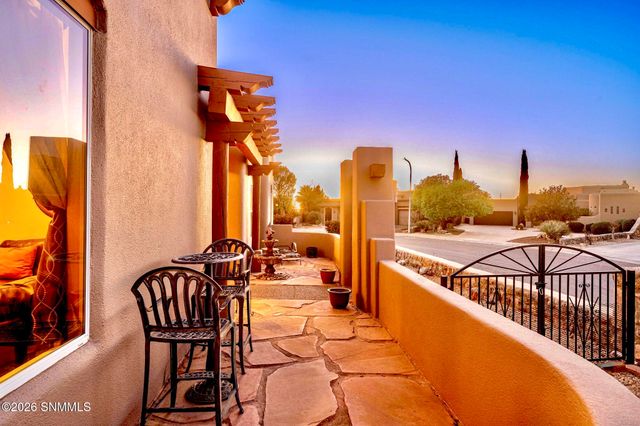 3548 Cave Creek Manor, Las Cruces, NM 88011