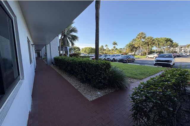 4266 Deste Court 101, Lake Worth, FL 33467