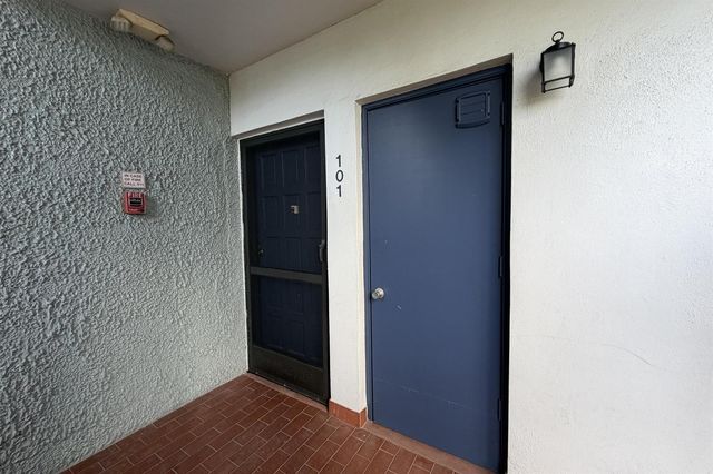 4266 Deste Court 101, Lake Worth, FL 33467