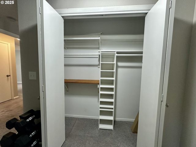 7612 Sw CRESMOOR Dr, Beaverton, OR 97008