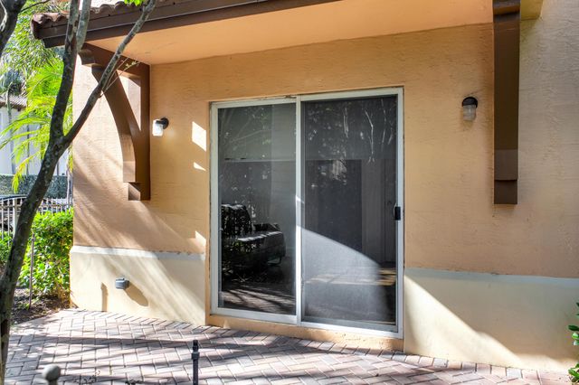 78 NW Hawthorne Place, Boca Raton, FL 33432