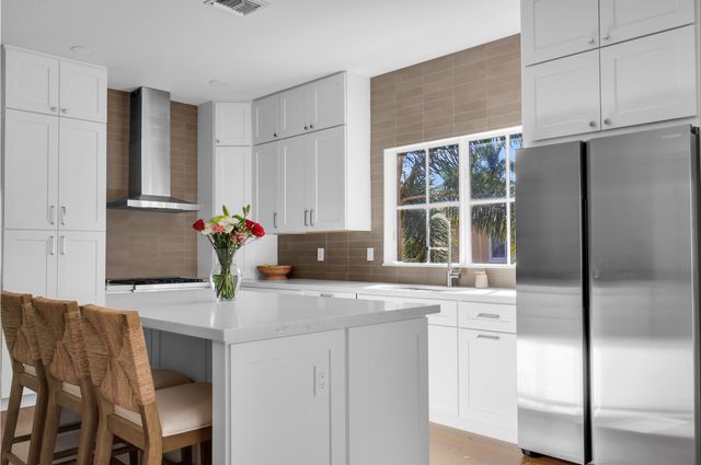 78 NW Hawthorne Place, Boca Raton, FL 33432