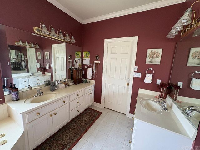 140 Cottage Lake Road, Searcy, AR 72143