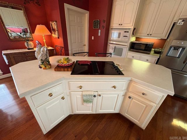 140 Cottage Lake Road, Searcy, AR 72143
