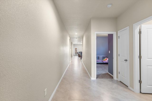 4317 Skyline Loop NE, Rio Rancho, NM 87144