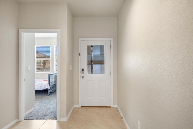 4317 Skyline Loop NE, Rio Rancho, NM 87144