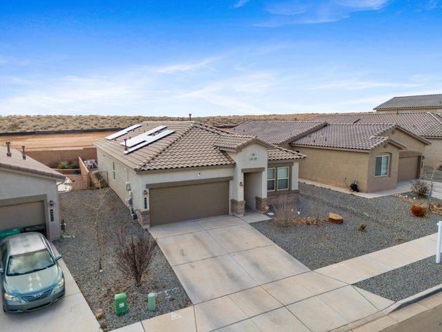 4317 Skyline Loop NE, Rio Rancho, NM 87144