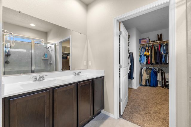 4317 Skyline Loop NE, Rio Rancho, NM 87144