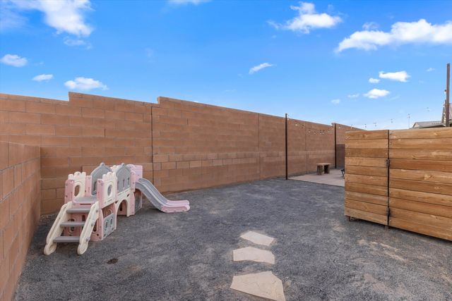 4317 Skyline Loop NE, Rio Rancho, NM 87144