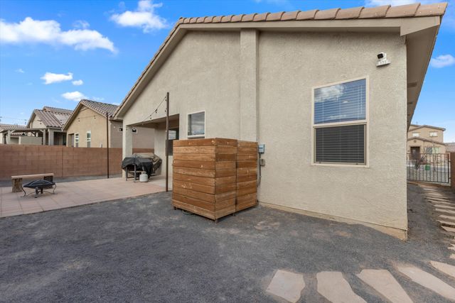 4317 Skyline Loop NE, Rio Rancho, NM 87144