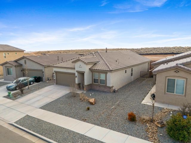 4317 Skyline Loop NE, Rio Rancho, NM 87144