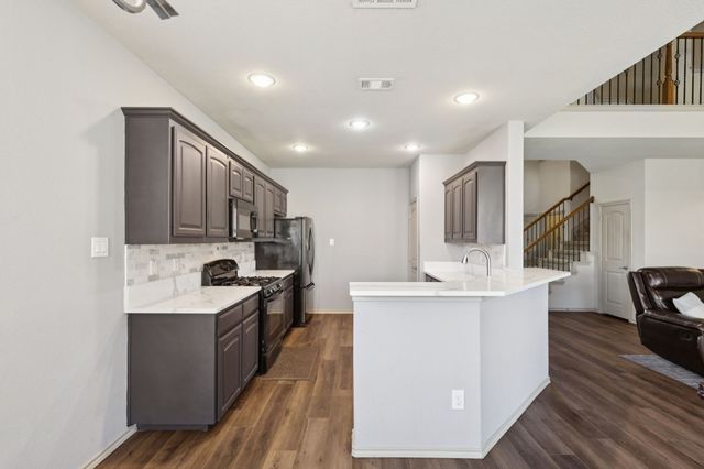2221 Laurel Forest Drive, Fort Worth, TX 76177