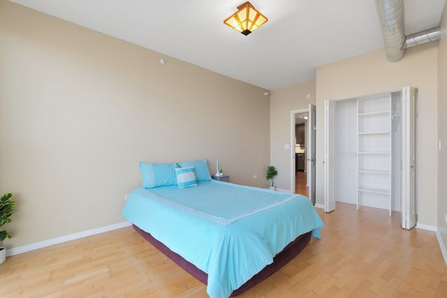 1228 EMERSON Street 304, Evanston, IL 60201