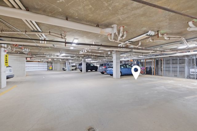 1228 EMERSON Street 304, Evanston, IL 60201