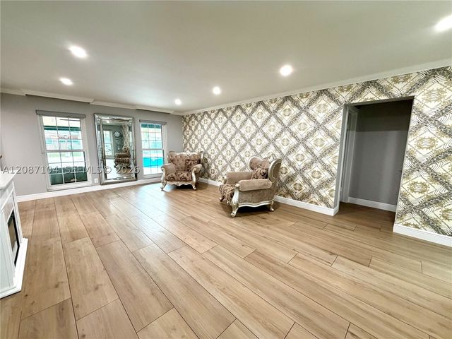 580 NW 66th Ave, Plantation, FL 33317