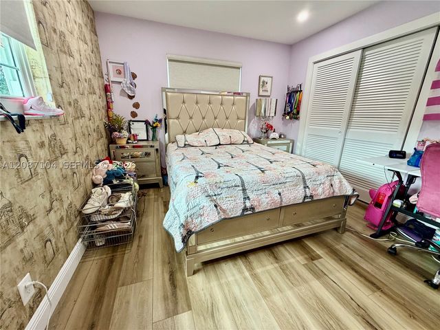 580 NW 66th Ave, Plantation, FL 33317