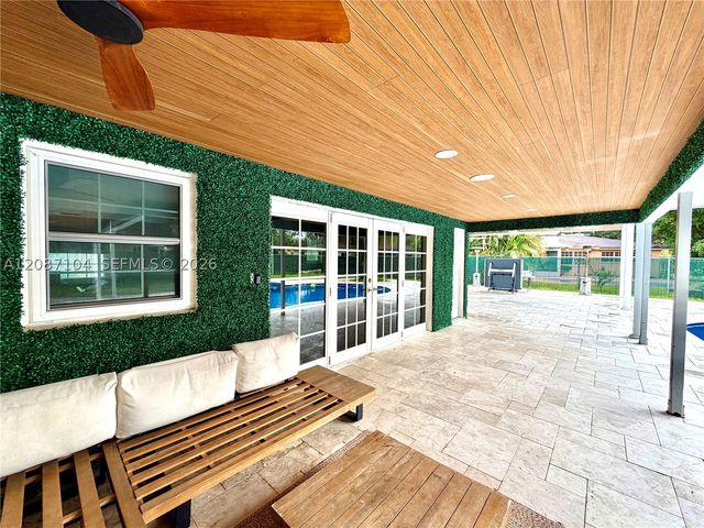 580 NW 66th Ave, Plantation, FL 33317