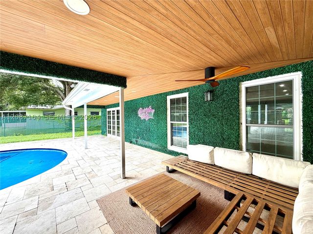 580 NW 66th Ave, Plantation, FL 33317