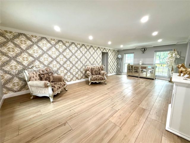 580 NW 66th Ave, Plantation, FL 33317