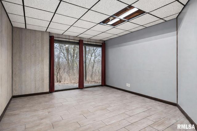 612 W BITTERSWEET Road, Washington, IL 61571