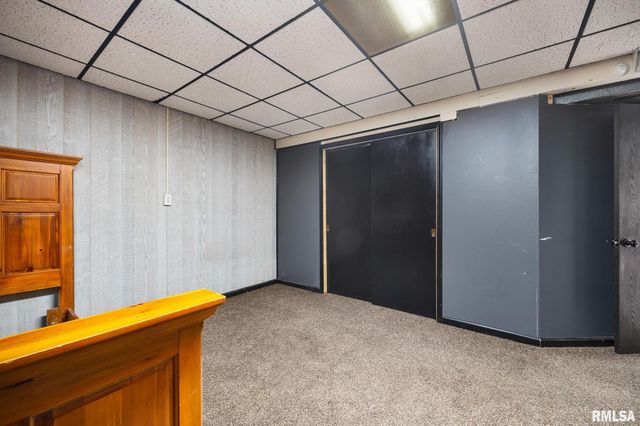 612 W BITTERSWEET Road, Washington, IL 61571