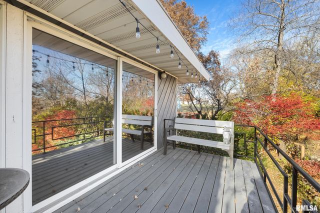 612 W BITTERSWEET Road, Washington, IL 61571