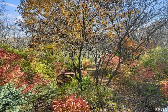 612 W BITTERSWEET Road, Washington, IL 61571