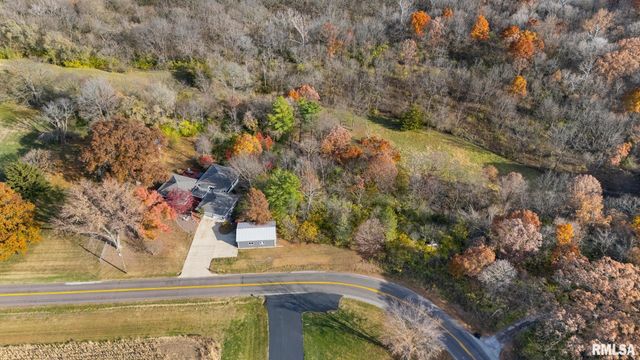 612 W BITTERSWEET Road, Washington, IL 61571