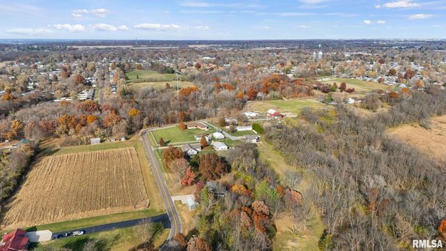 612 W BITTERSWEET Road, Washington, IL 61571