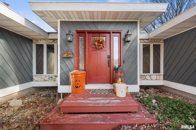 612 W BITTERSWEET Road, Washington, IL 61571