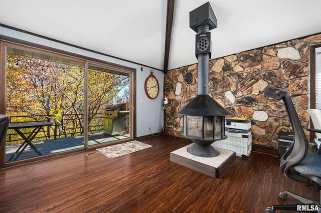 612 W BITTERSWEET Road, Washington, IL 61571