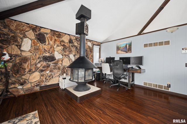 612 W BITTERSWEET Road, Washington, IL 61571