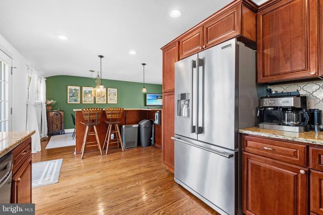 185 RAMBLEWOOD PKWY, Mount Laurel, NJ 08054