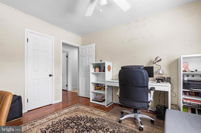 185 RAMBLEWOOD PKWY, Mount Laurel, NJ 08054