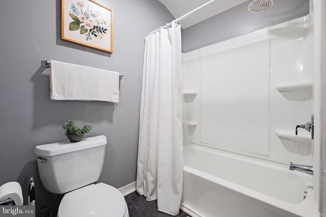 185 RAMBLEWOOD PKWY, Mount Laurel, NJ 08054