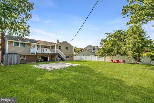 185 RAMBLEWOOD PKWY, Mount Laurel, NJ 08054