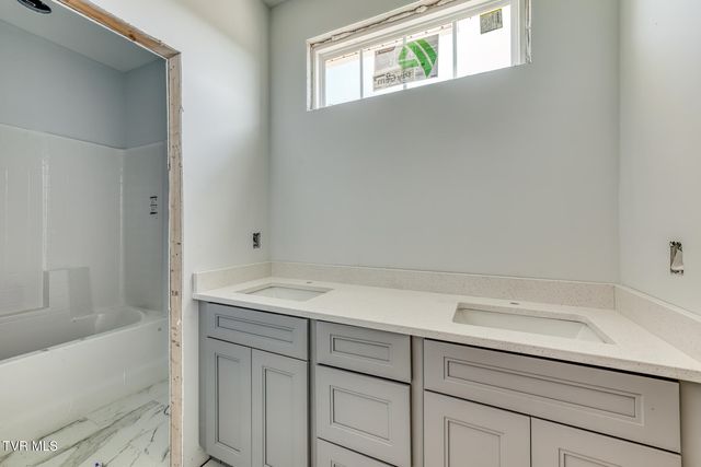 2066 Brickyard Park Drive, Kingsport, TN 37660