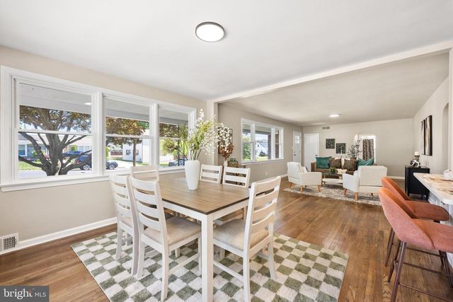 21 S OAKLAND AVE, Runnemede, NJ 08078