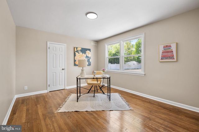 21 S OAKLAND AVE, Runnemede, NJ 08078