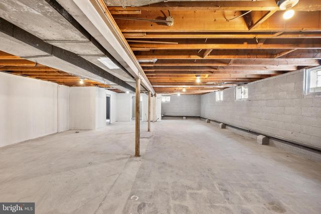 21 S OAKLAND AVE, Runnemede, NJ 08078