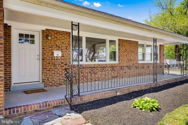 21 S OAKLAND AVE, Runnemede, NJ 08078