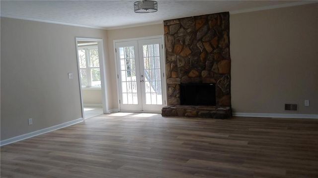 1118 Blazing Ridge, Lawrenceville, GA 30046