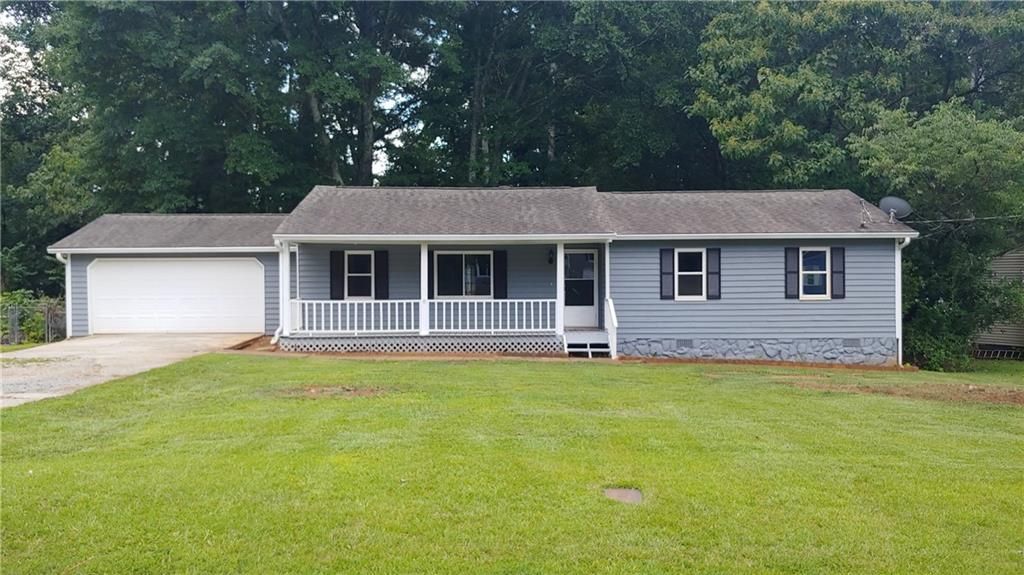 1118 Blazing Ridge, Lawrenceville, GA 30046