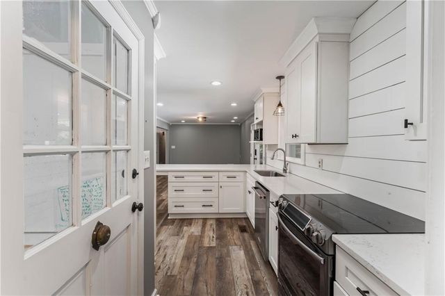 511 Bart Manous Road, Canton, GA 30115